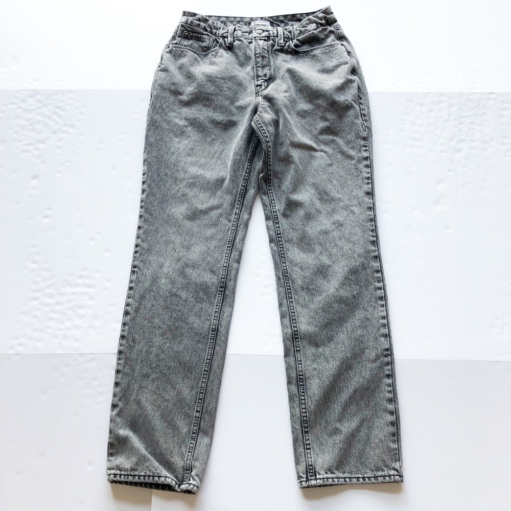 Good American Straight Leg Jeans in Washed Gray - Picture 3 of 9